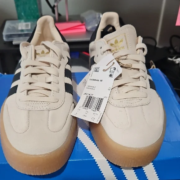 Adidas Cream and Black Samba Sneakers - Picture 1 of 4